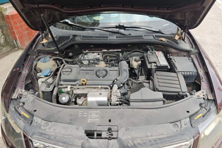 Used Skoda Superb 2013 1.4TSI DSG Sport Edition Engine Bay