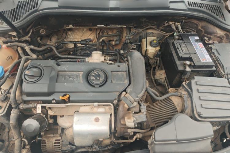 Used Skoda Superb 2013 1.4TSI DSG Sport Edition Engine Bay