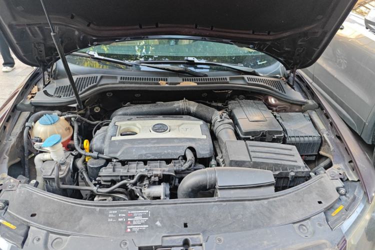 Used Skoda Superb 2013 1.8TSI Automatic MingShi Edition Engine Bay