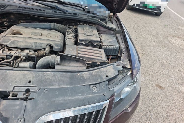 Used Skoda Superb 2013 1.8 TSI Manual MingShi Edition Engine Bay Left