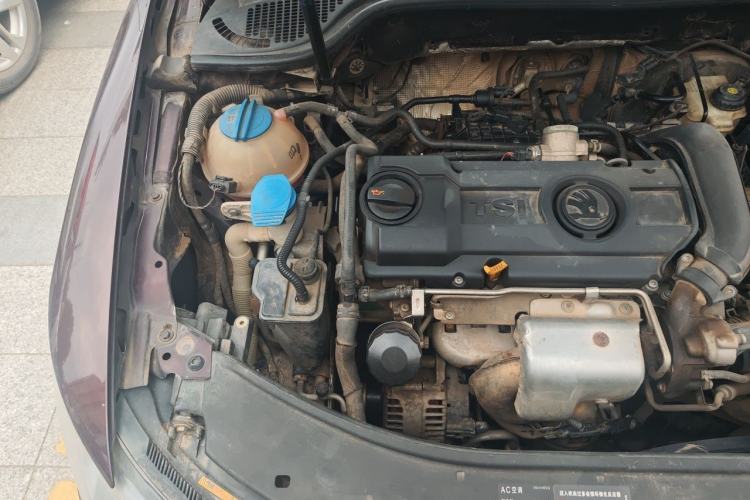 Used Skoda Superb 2013 1.4TSI DSG Sport Edition Engine Bay Right