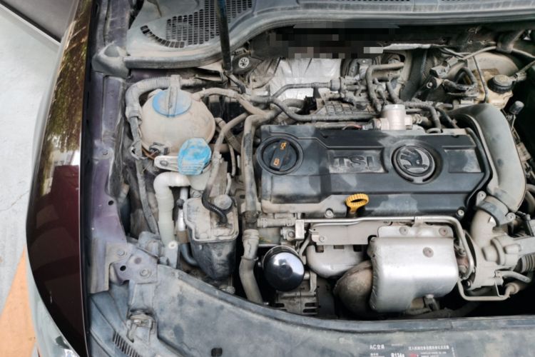 Used Skoda Superb 2013 1.4TSI DSG Sport Edition Engine Bay Right