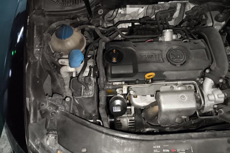 Used Skoda Superb 2013 1.4TSI DSG Sport Edition Engine Bay Right