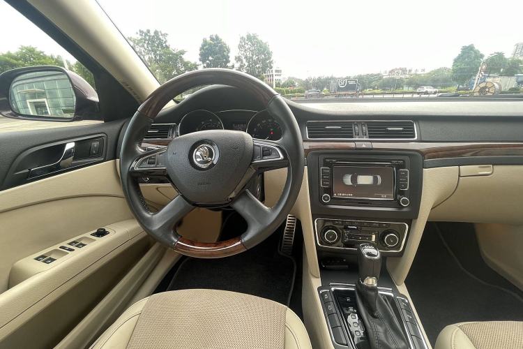 Used Skoda Superb 2013 2.0 TSI DSG Luxury Edition Exterior 11