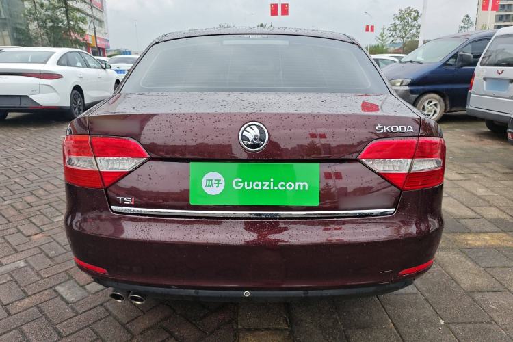 Used Skoda Superb 2013 1.4TSI Manual Shengshi Edition Exterior 4