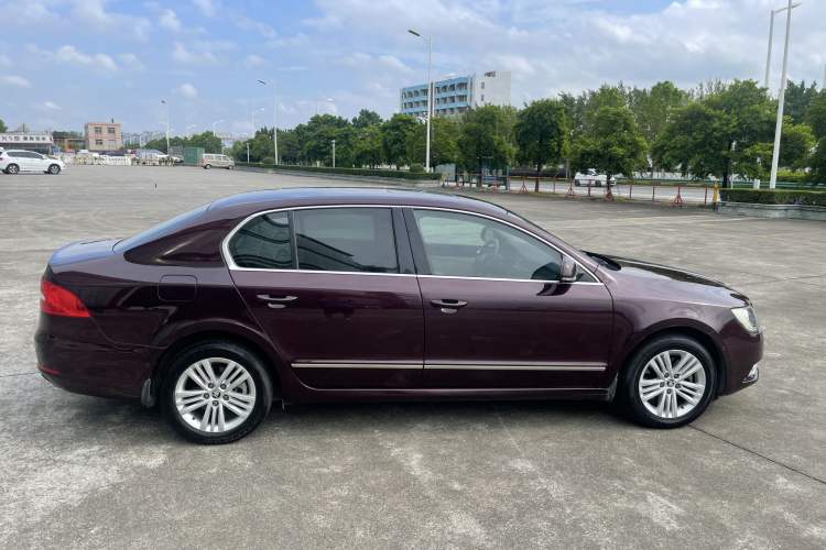 Used Skoda Superb 2013 2.0 TSI DSG Luxury Edition Exterior 5