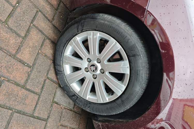 Used Skoda Superb 2013 1.4TSI Manual Shengshi Edition Exterior 7