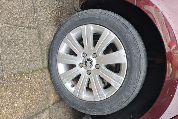 Used Skoda Superb 2013 1.4TSI Manual Shengshi Edition Exterior 8