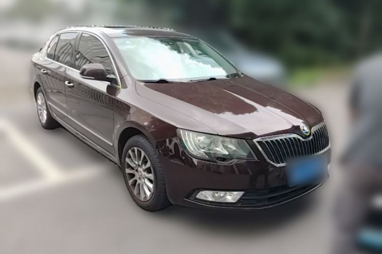 Used Skoda Superb 2013 1.8TSI Automatic MingShi Edition Front Right 45 Deg