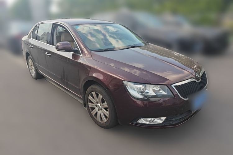 Used Skoda Superb 2013 1.4TSI DSG Sport Edition Front Right 45 Deg