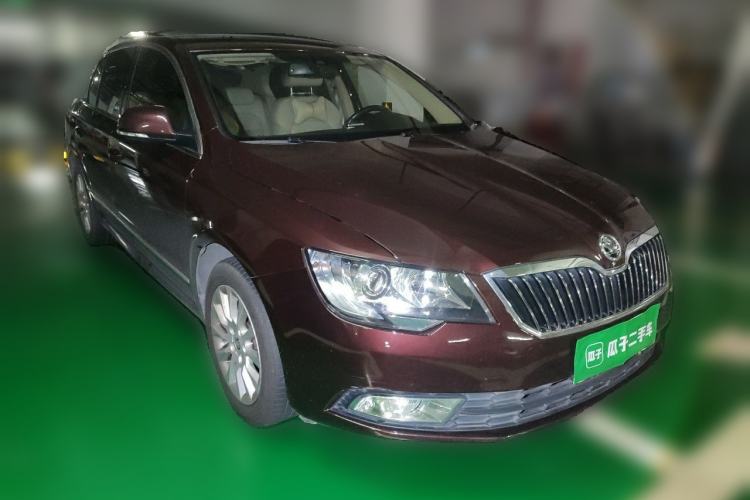 Used Skoda Superb 2013 1.8TSI Automatic MingShi Edition Front Right 45 Deg