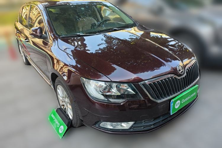 Used Skoda Superb 2013 1.8TSI Automatic MingShi Edition Front Right 45 Deg