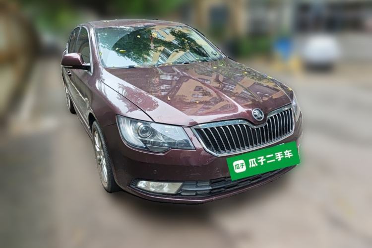 Used Skoda Superb 2013 1.4 TSI DSG Prestige Edition Front Right 45 Deg