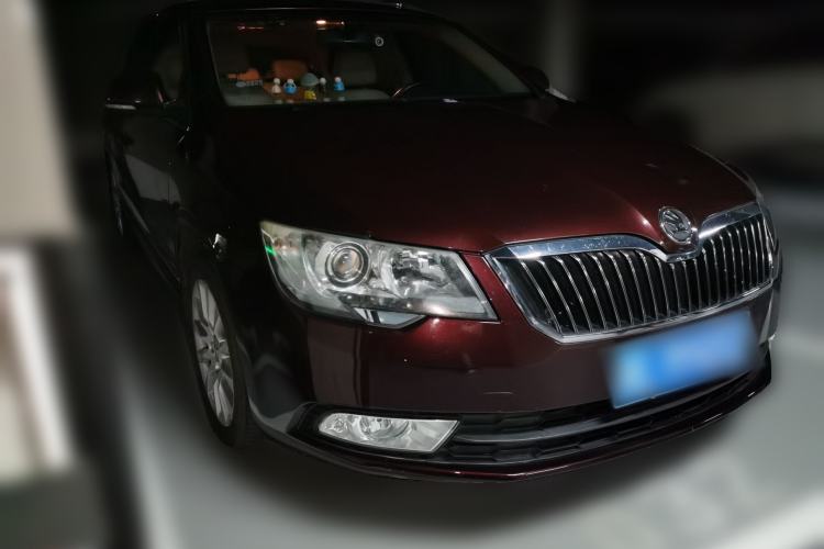 Used Skoda Superb 2013 1.8TSI Automatic MingShi Edition Front Right 45 Deg