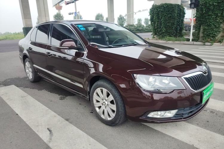 Used Skoda Superb 2013 1.4TSI DSG Sport Edition Front Right 45 Deg