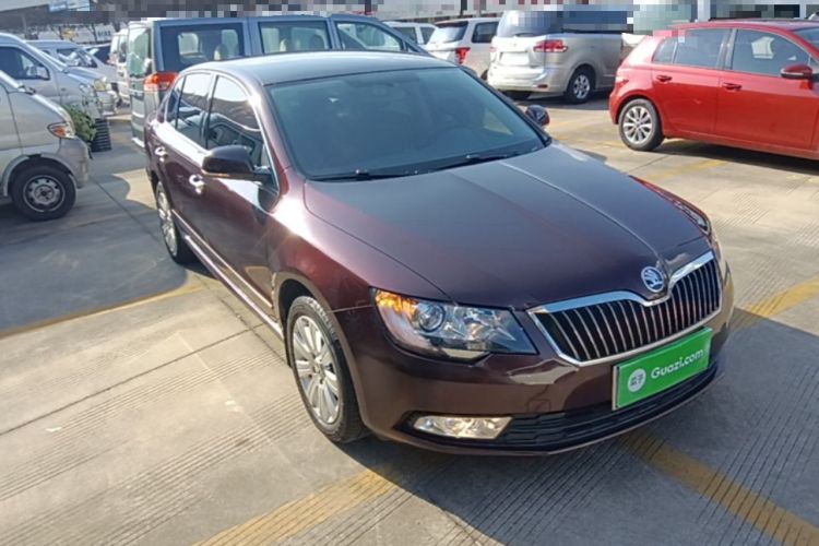 Used Skoda Superb 2013 1.4TSI DSG Sport Edition Front Right 45 Deg