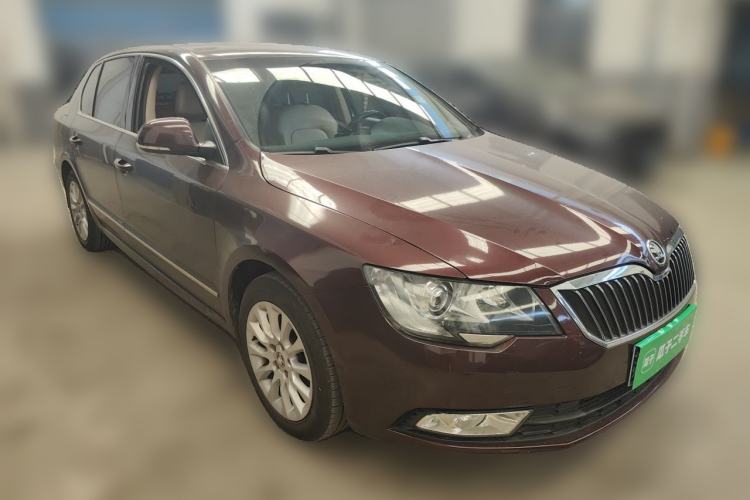 Used Skoda Superb 2013 1.8TSI Automatic MingShi Edition Front Right 45 Deg
