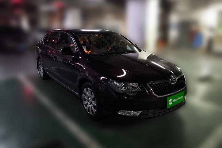 Used Skoda Superb 2013 1.4TSI DSG Sport Edition Front Right 45 Deg