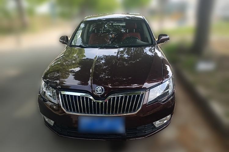 Used Skoda Superb 2013 1.4TSI Manual Shengshi Edition Front