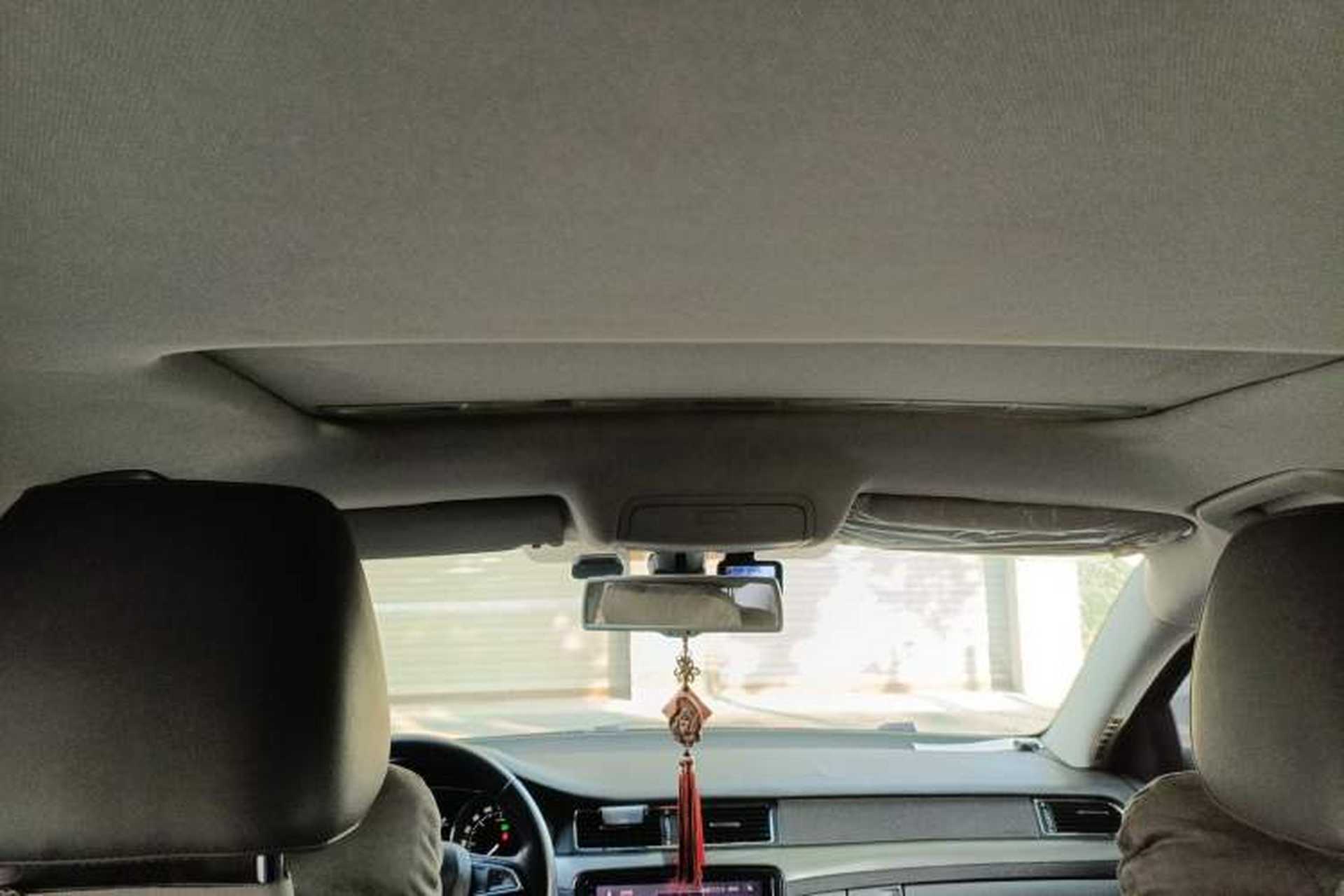 Used Skoda Superb 2013 1.8TSI Automatic Yashi Edition Headliner