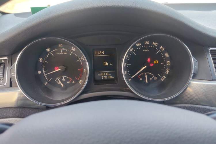 Used Skoda Superb 2013 1.4TSI Manual Shengshi Edition Instrument Cluster