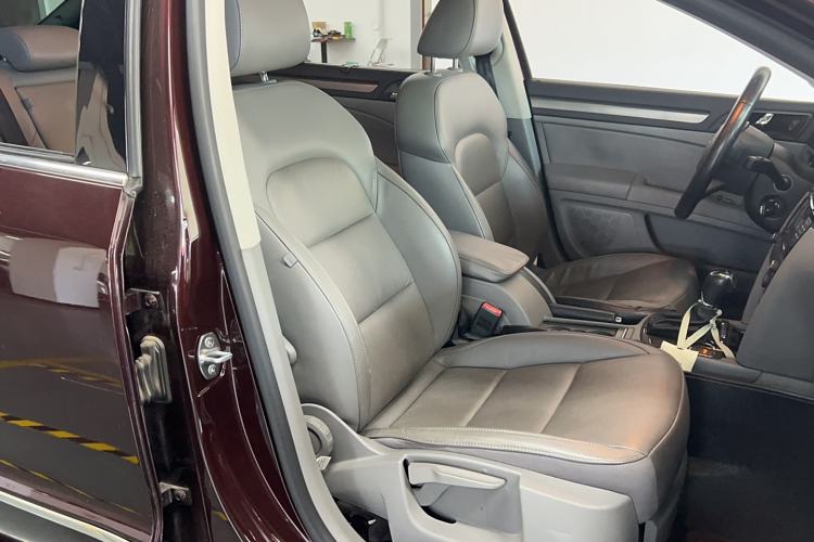 Used Skoda Superb 2013 1.8TSI Automatic Yashi Edition Interior 1