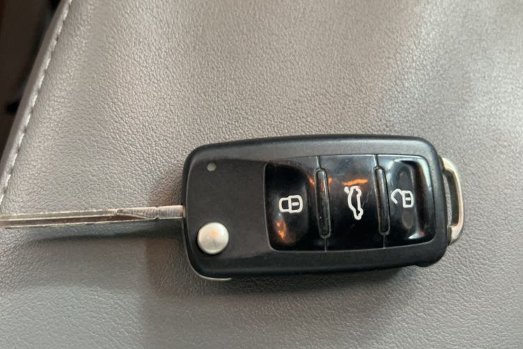 Used Skoda Superb 2013 1.8TSI Automatic Yashi Edition Interior 15