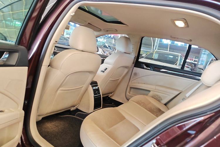 Used Skoda Superb 2013 2.0 TSI DSG Luxury Edition Interior 4