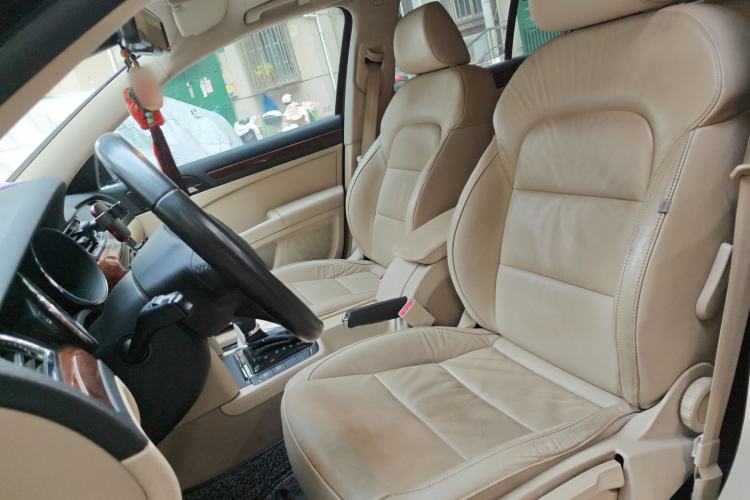 Used Skoda Superb 2013 1.8TSI Automatic MingShi Edition Left Front Seat
