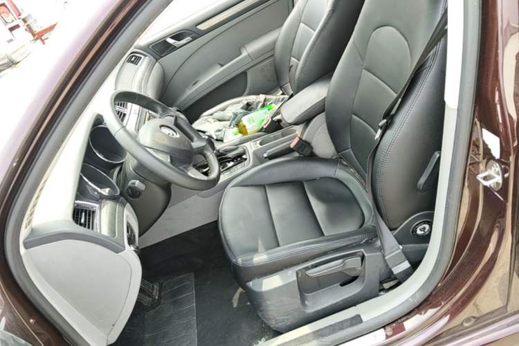 Used Skoda Superb 2013 1.4TSI DSG Sport Edition Left Front Seat