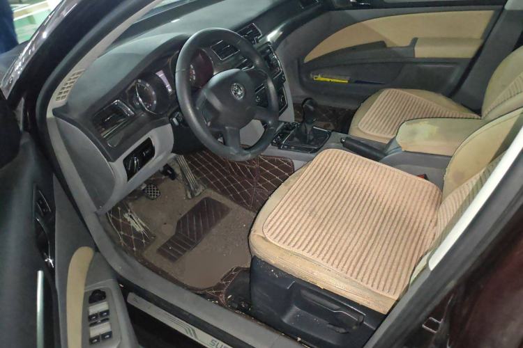 Used Skoda Superb 2013 1.4TSI Manual Shengshi Edition Left Front Seat