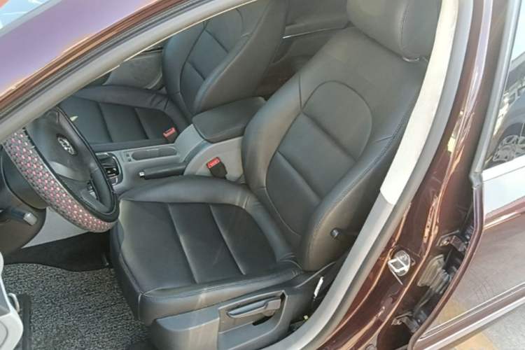 Used Skoda Superb 2013 1.4TSI DSG Sport Edition Left Front Seat