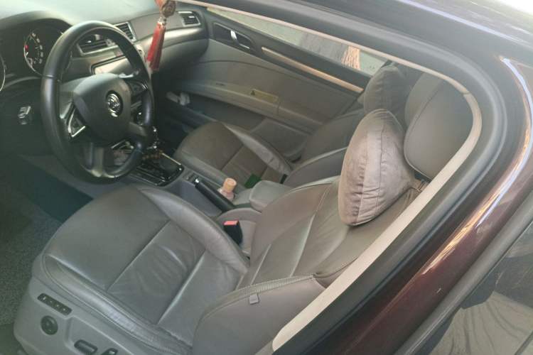 Used Skoda Superb 2013 1.8TSI Automatic Yashi Edition Left Front Seat