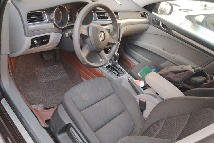 Used Skoda Superb 2013 1.4TSI DSG Sport Edition Left Front Seat