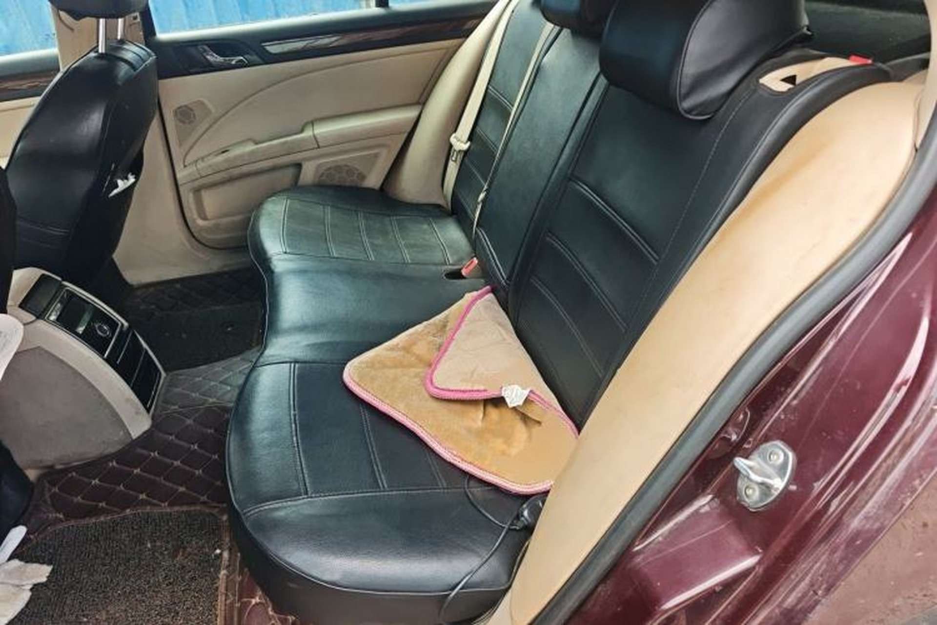 Used Skoda Superb 2013 1.8 TSI Manual MingShi Edition Left Rear Seat