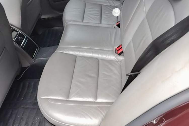 Used Skoda Superb 2013 1.8TSI Automatic MingShi Edition Left Rear Seat