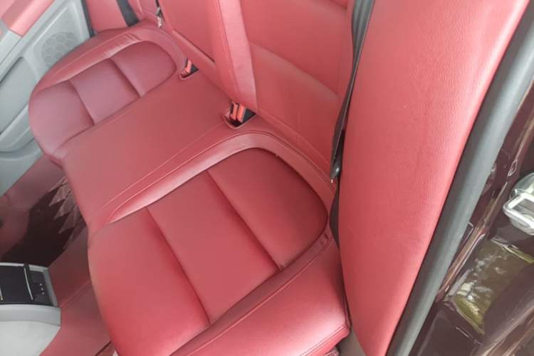 Used Skoda Superb 2013 1.4TSI Manual Shengshi Edition Left Rear Seat