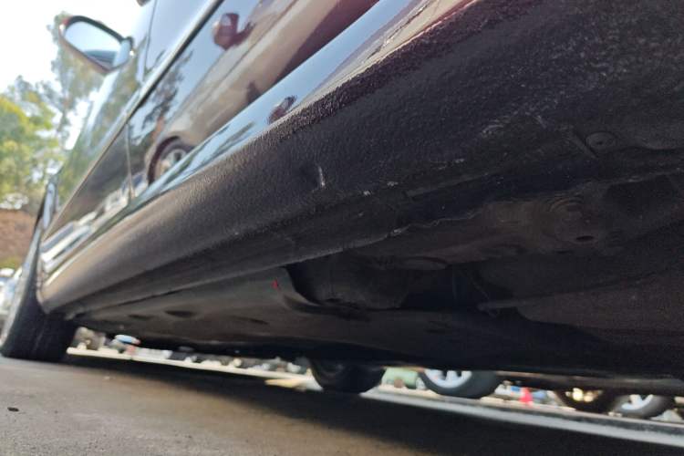 Used Skoda Superb 2013 1.8TSI Automatic Yashi Edition Left Side Sill