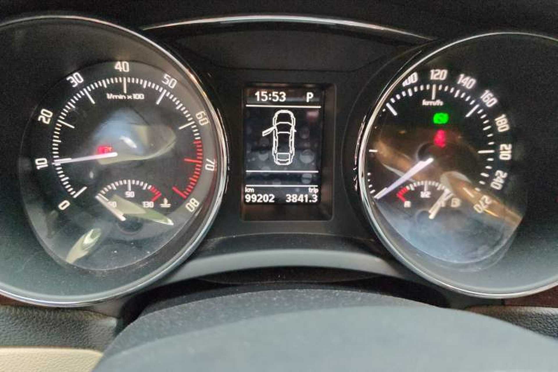 Used Skoda Superb 2013 1.8TSI Automatic MingShi Edition Odometer Close Up