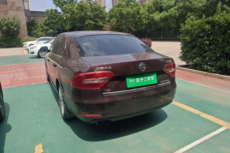 Used Skoda Superb 2013 1.8TSI Automatic Yashi Edition Rear Left 45 Deg