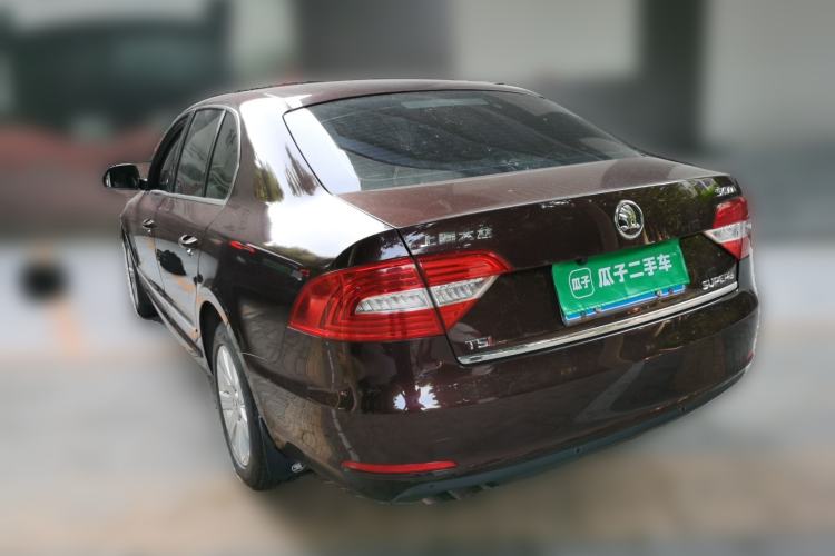 Used Skoda Superb 2013 1.4TSI DSG Sport Edition Rear Left 45 Deg