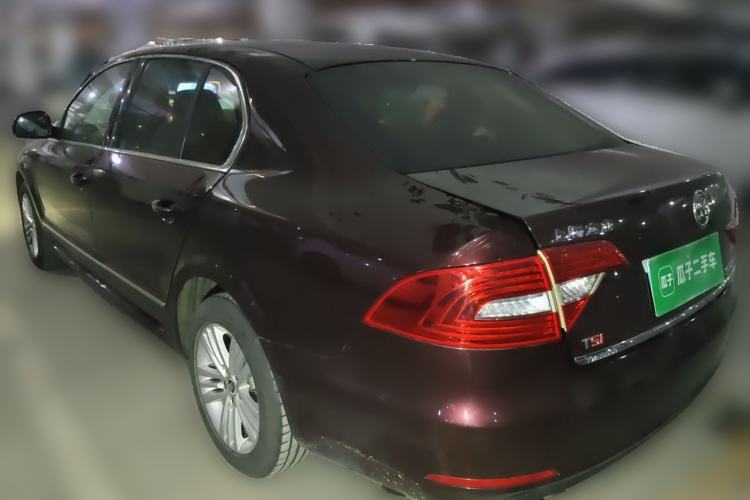 Used Skoda Superb 2013 1.8TSI Automatic Yashi Edition Rear Left 45 Deg