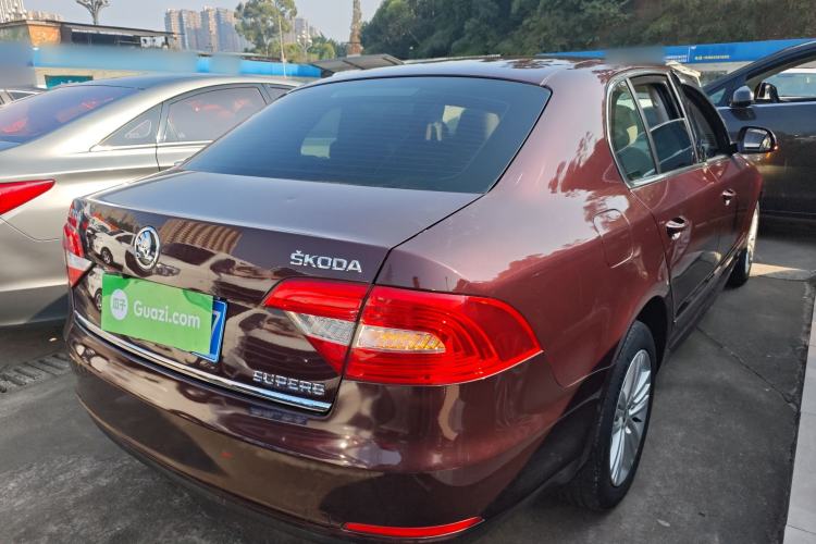 Used Skoda Superb 2013 1.8TSI Automatic Yashi Edition Rear Right 45 Deg