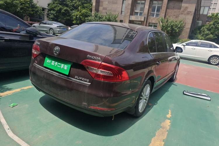 Used Skoda Superb 2013 1.8TSI Automatic Yashi Edition Rear Right 45 Deg