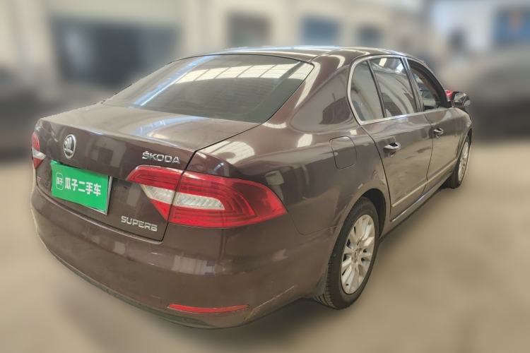 Used Skoda Superb 2013 1.8TSI Automatic MingShi Edition Rear Right 45 Deg