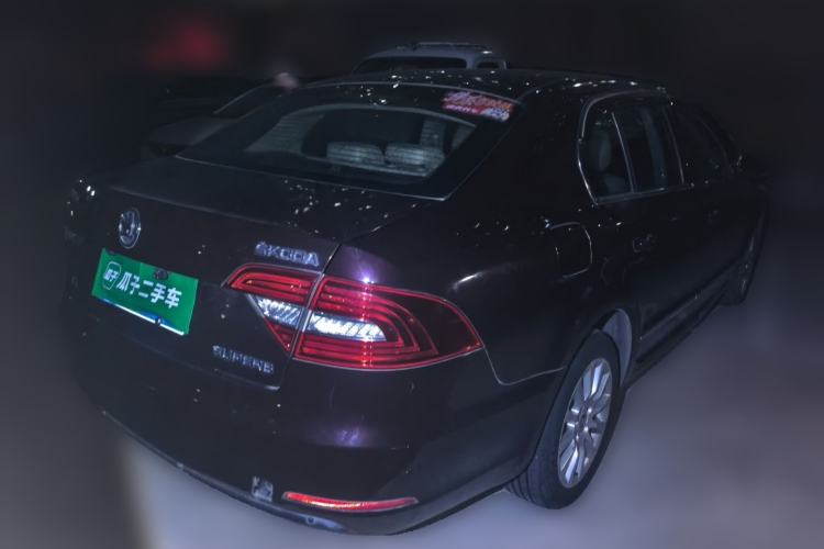 Used Skoda Superb 2013 1.8TSI Automatic MingShi Edition Rear Right 45 Deg