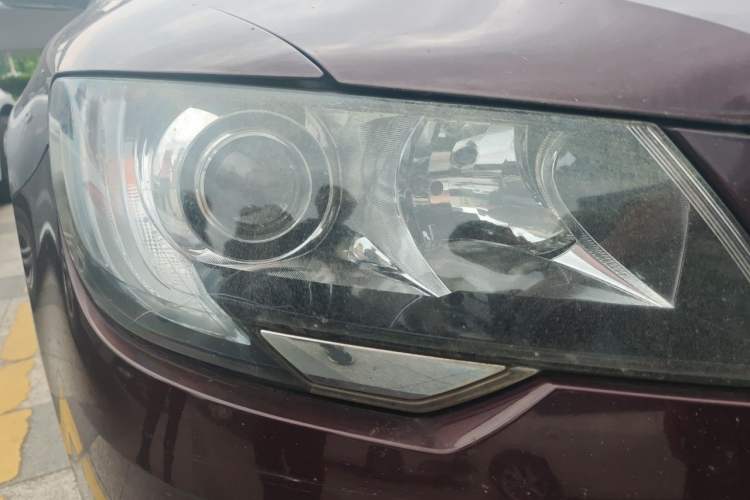 Used Skoda Superb 2013 1.4TSI DSG Sport Edition Right Front Headlight