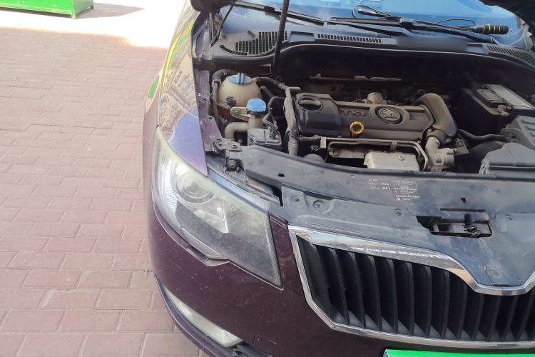 Used Skoda Superb 2013 1.4TSI DSG Sport Edition Right Front Headlight