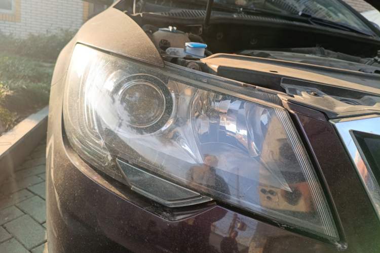 Used Skoda Superb 2013 1.8TSI Automatic Yashi Edition Right Front Headlight