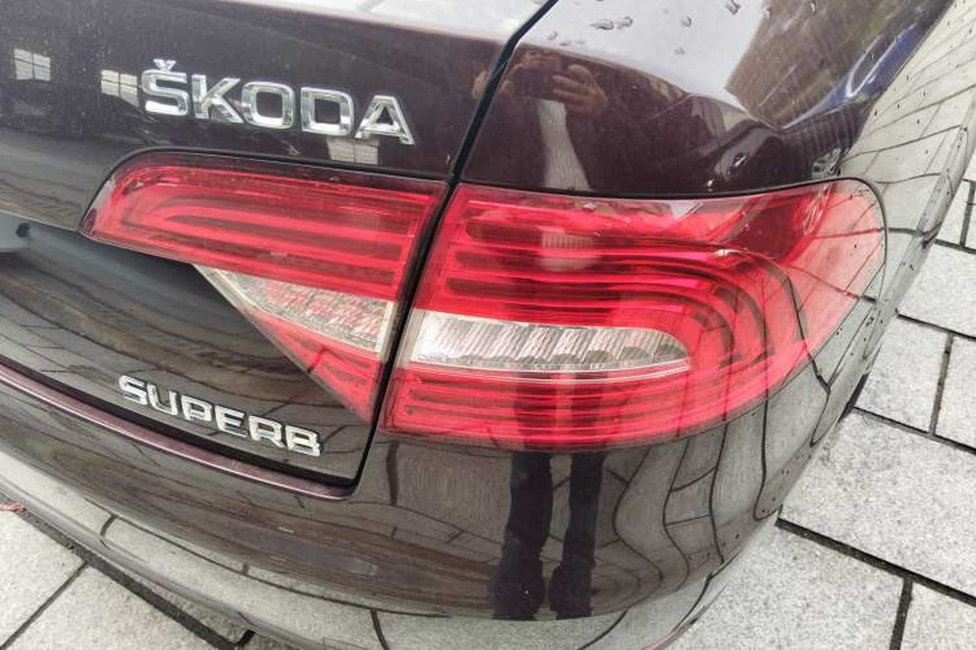 Used Skoda Superb 2013 1.4TSI DSG Sport Edition Right Rear Taillight